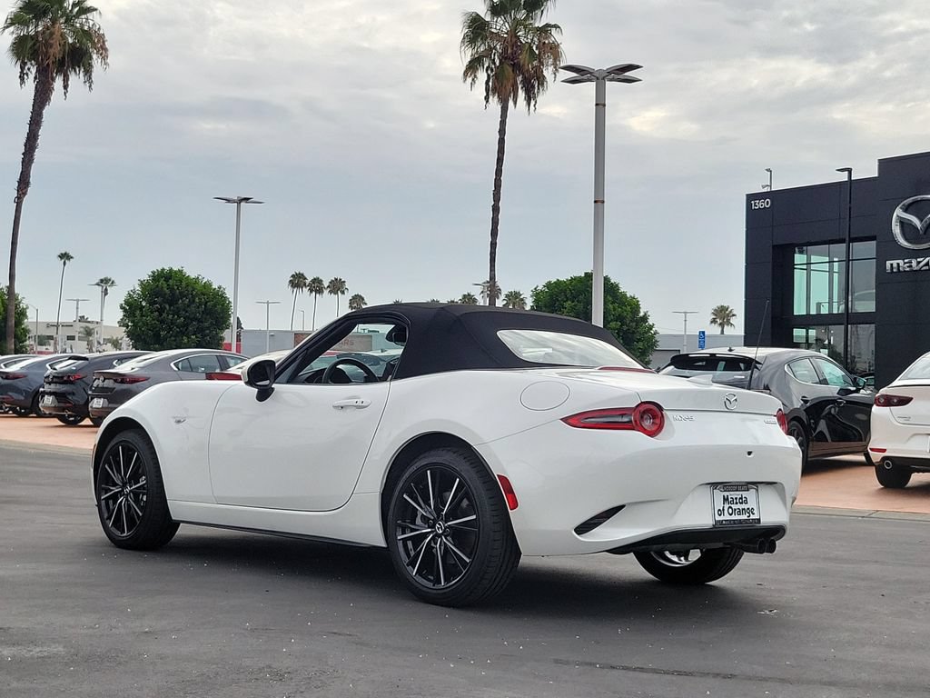 New 2026 MAZDA MX-5 Miata Grand Touring RWD video 2