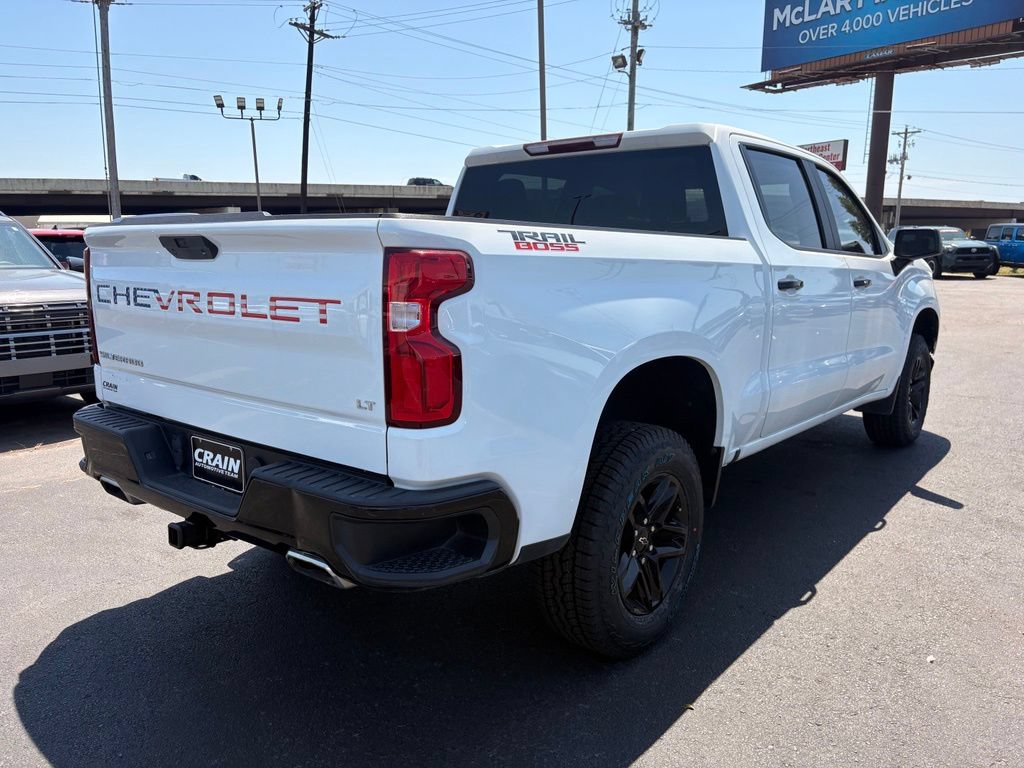 Used 2021 Chevrolet Silverado 1500 LT Trail Boss w/ Bed Protection Package AWD/4WD image 8