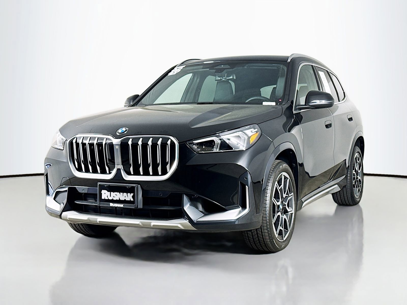 Used 2026 BMW X1 xDrive28i w/ Convenience Package image 3