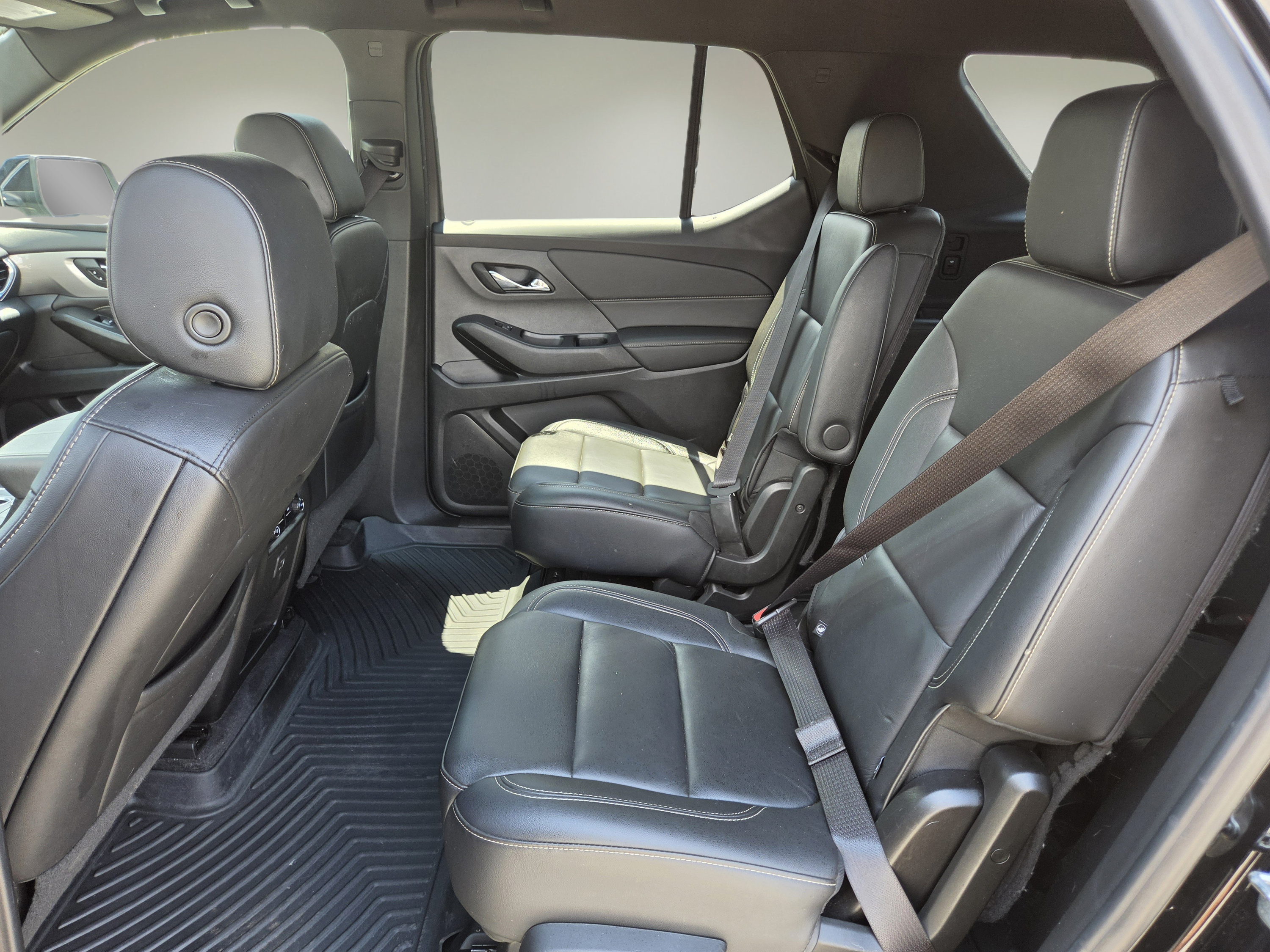 Used 2022 Chevrolet Traverse LT AWD/4WD image 11