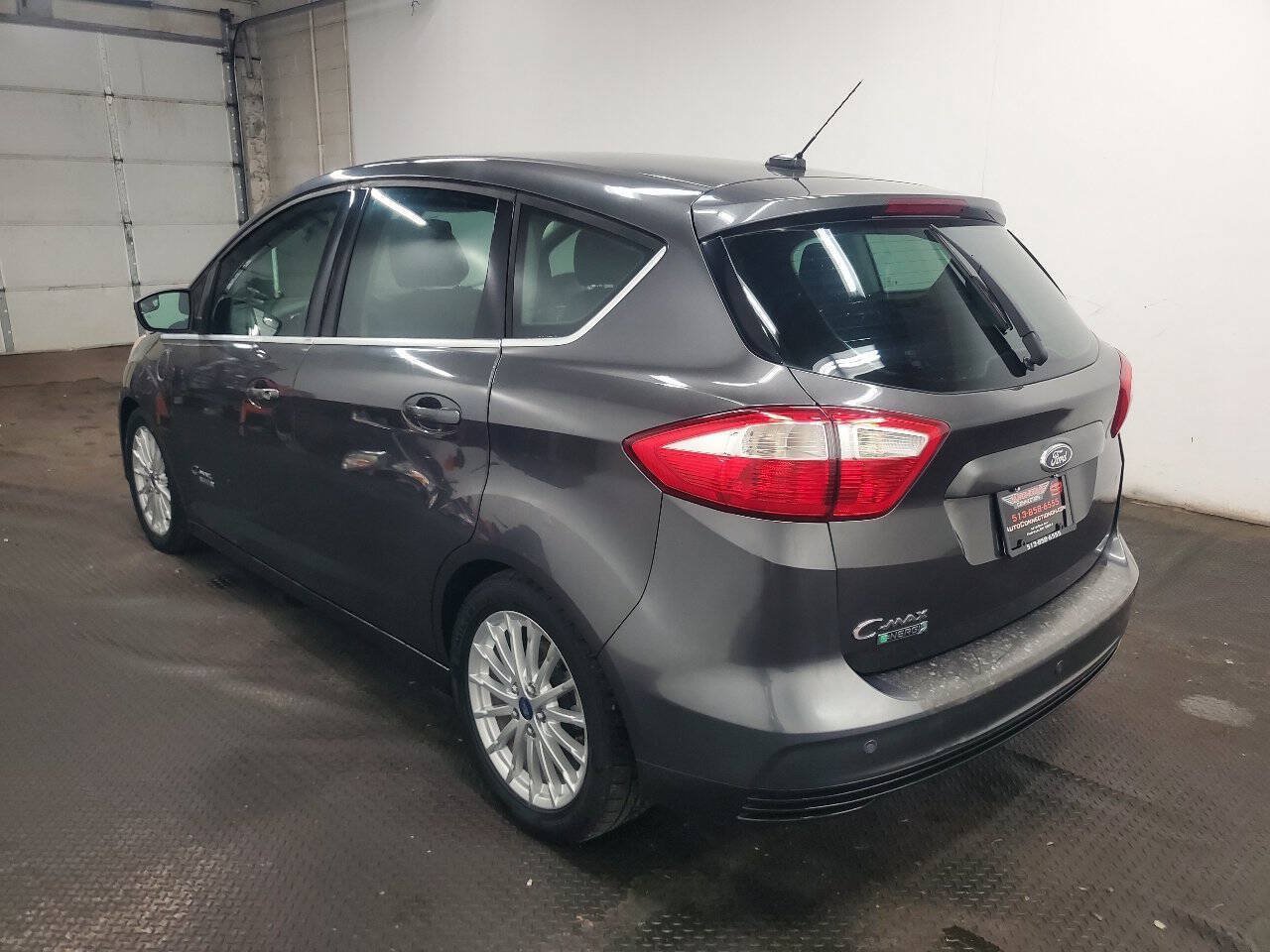 Used 2015 Ford C-MAX Energi SEL w/ Equipment Group 301A FWD image 5