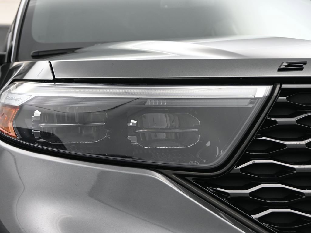 Used 2020 Ford Explorer ST image 12