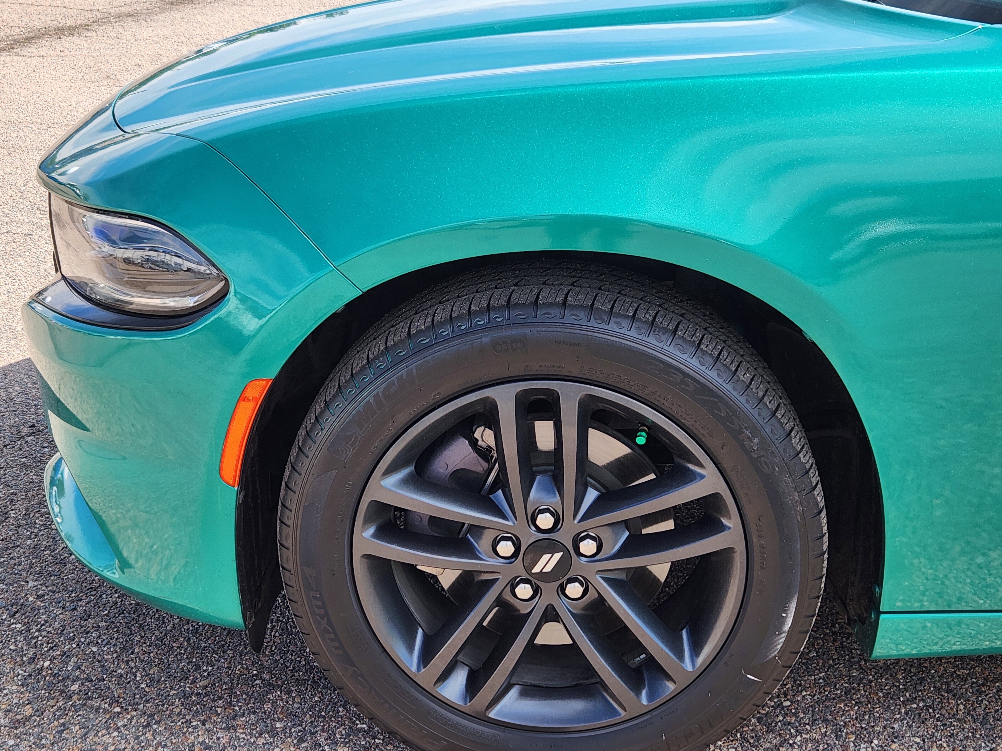 Used 2019 Dodge Charger SXT w/ Blacktop Package AWD/4WD image 6