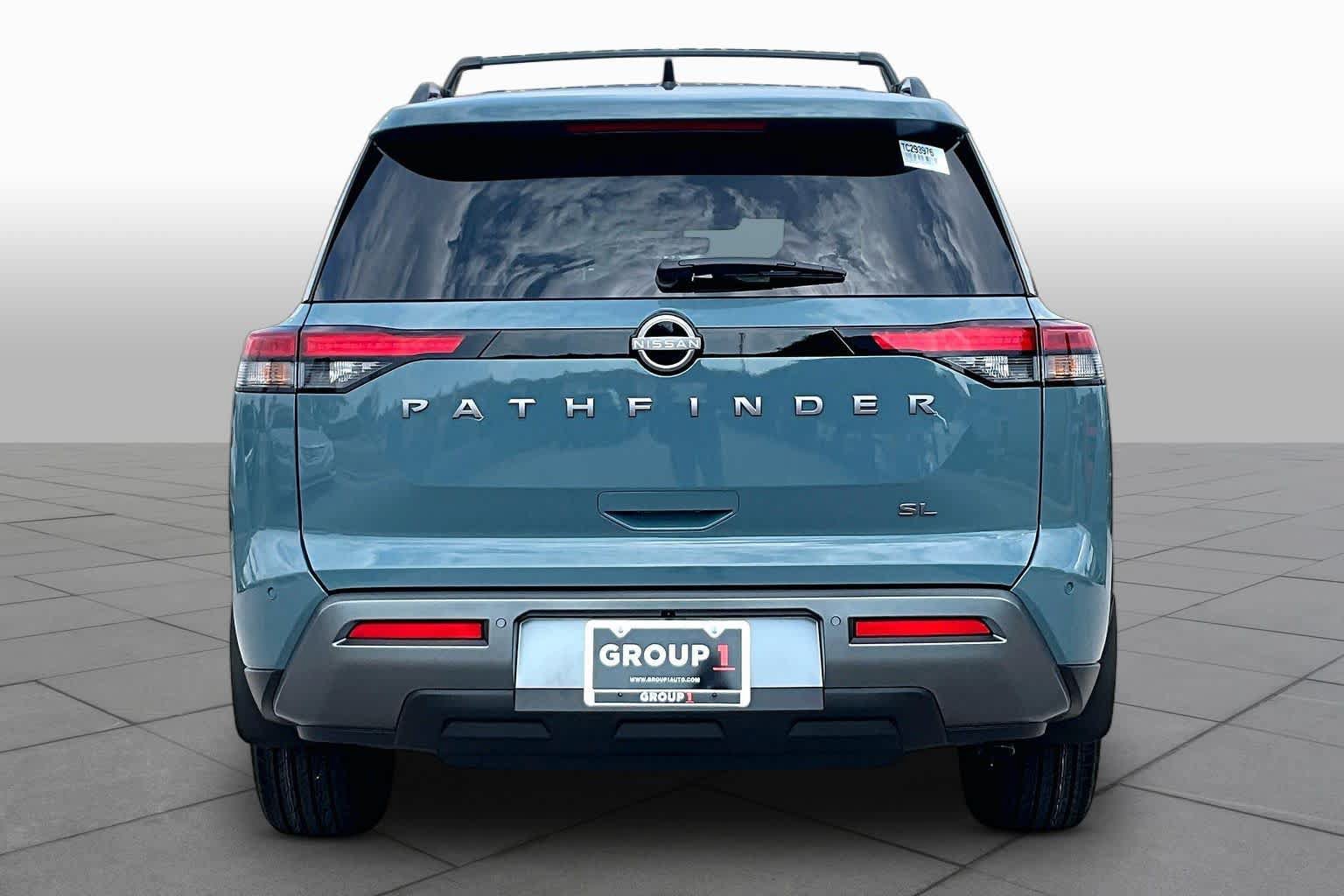 New 2026 Nissan Pathfinder SL FWD image 4