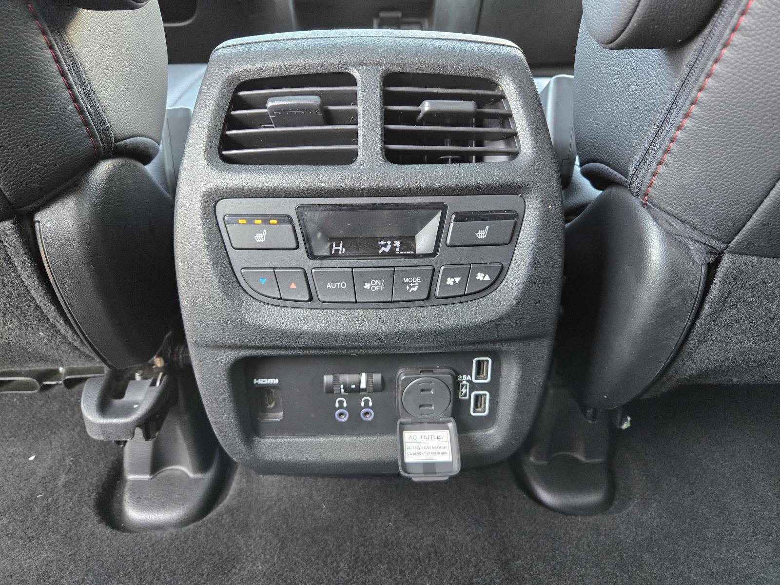 Used 2022 Honda Pilot Black Edition image 27