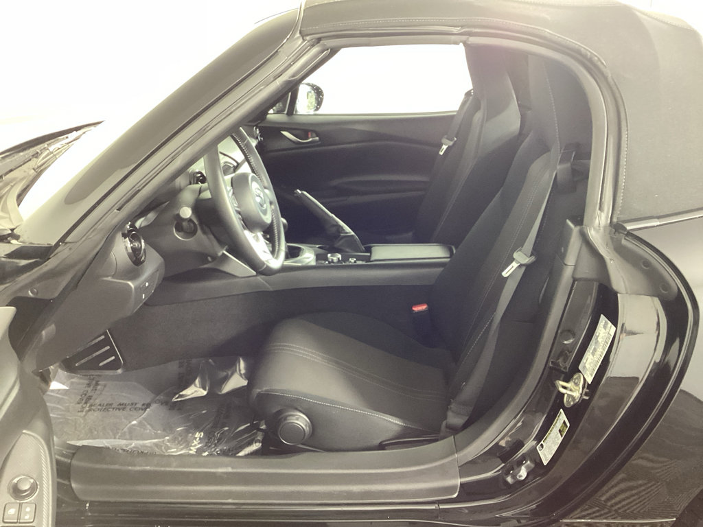 Used 2024 MAZDA MX-5 Miata Sport RWD image 11