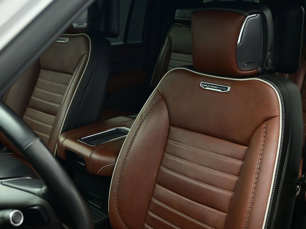Used 2023 GMC Yukon XL Denali Ultimate image 17