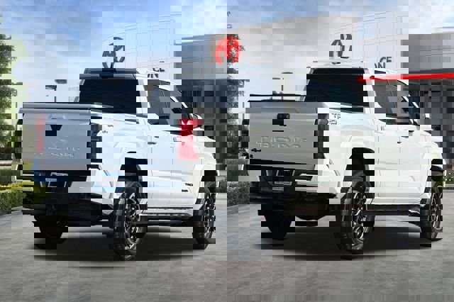 Used 2024 Toyota Tacoma TRD Sport image 4