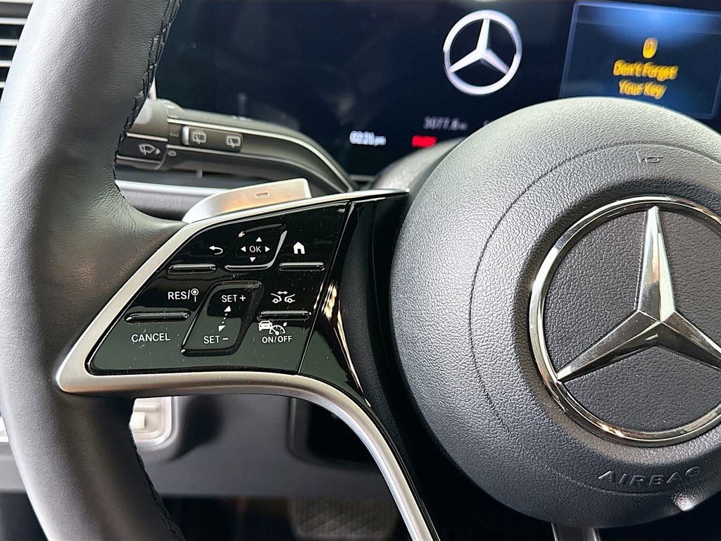 Certified 2025 Mercedes-Benz GLE 450e 4MATIC image 11