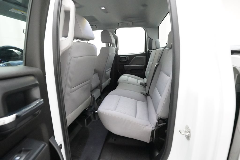 Used 2019 Chevrolet Silverado 1500 W/T AWD/4WD image 15
