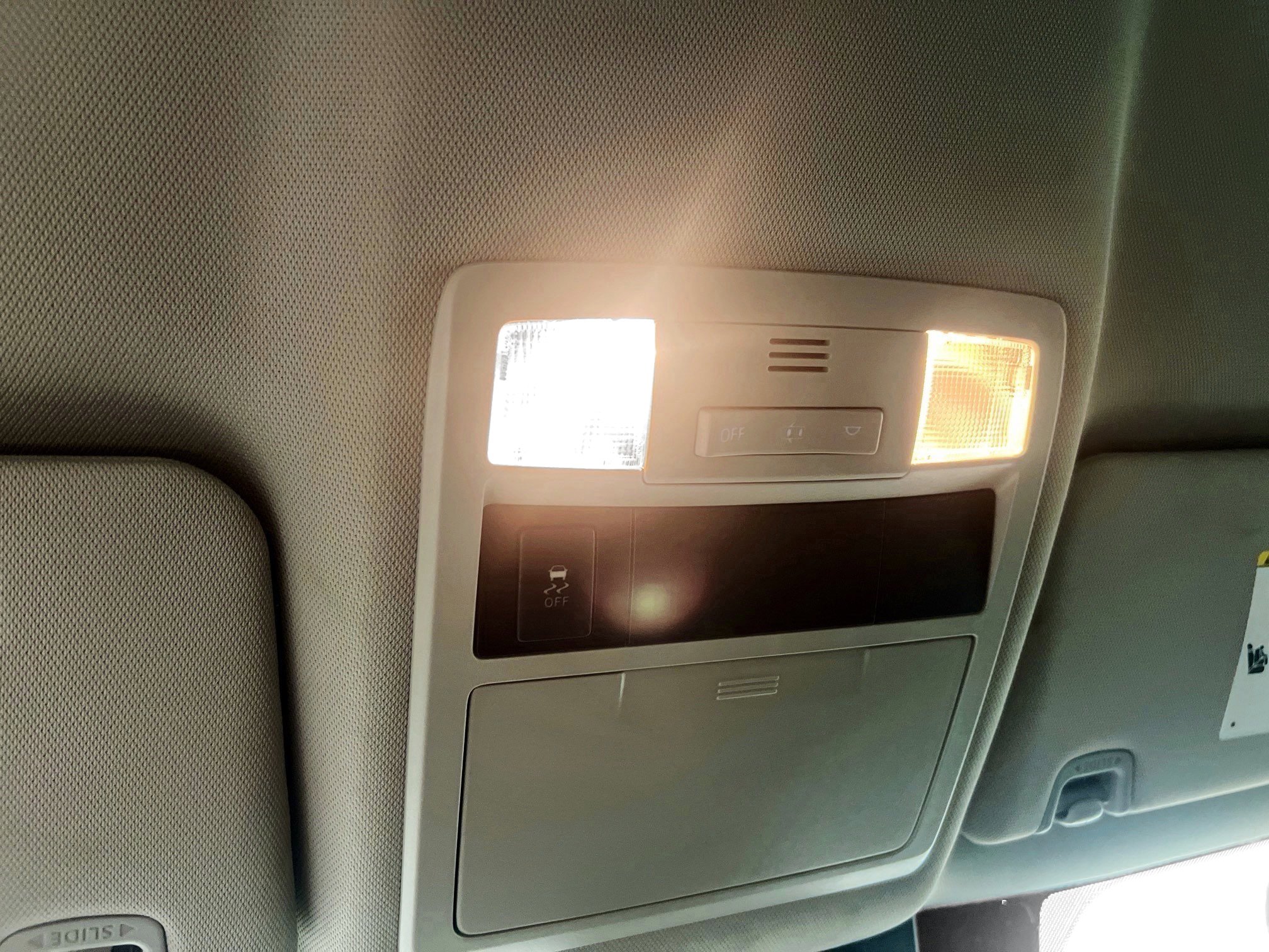 Used 2018 Toyota Tacoma SR RWD image 22