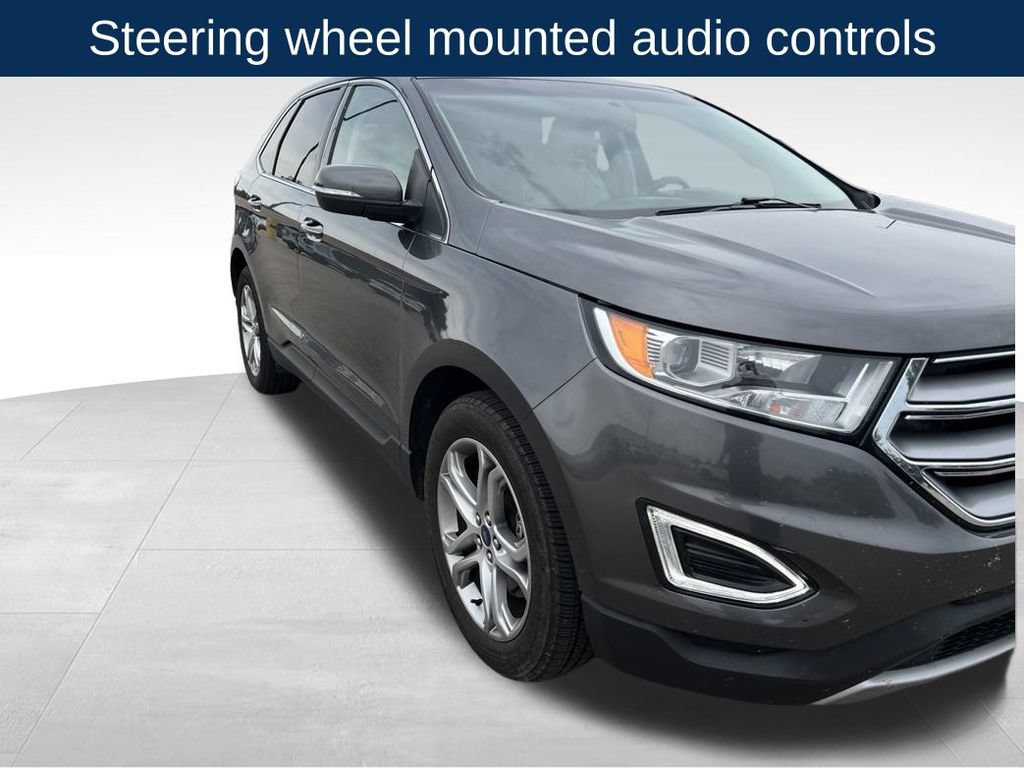 Used 2017 Ford Edge Titanium w/ Technology Package AWD/4WD image 18