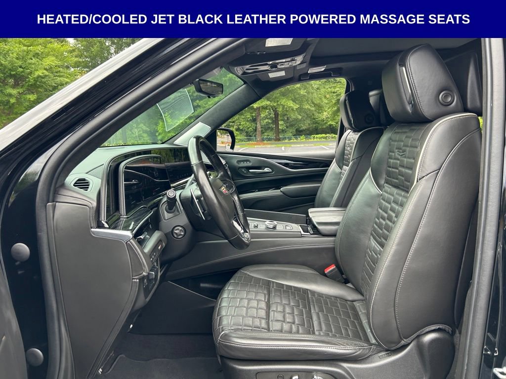 Used 2023 Cadillac Escalade ESV V AWD/4WD image 7