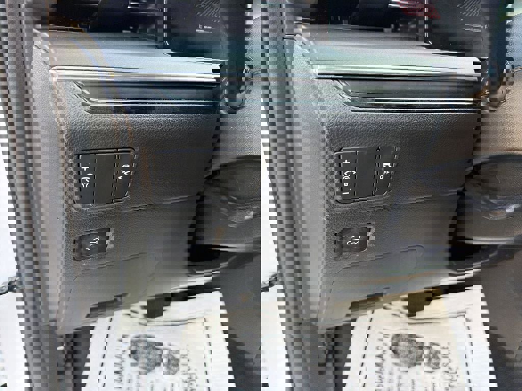 Used 2025 Kia K5 GT-Line image 17