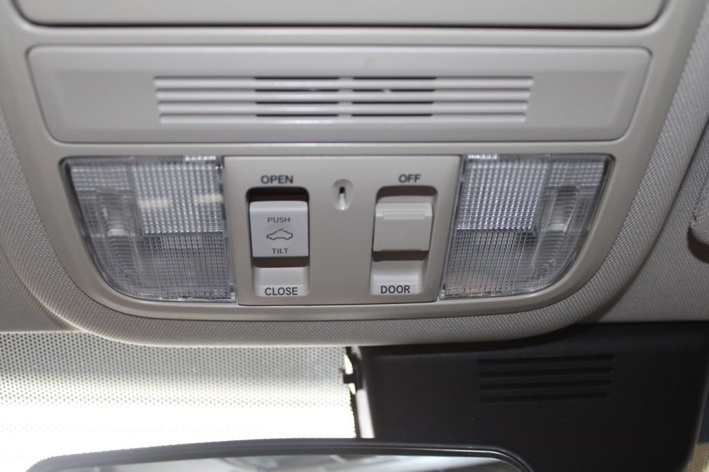 Used 2020 Honda Accord EX image 38