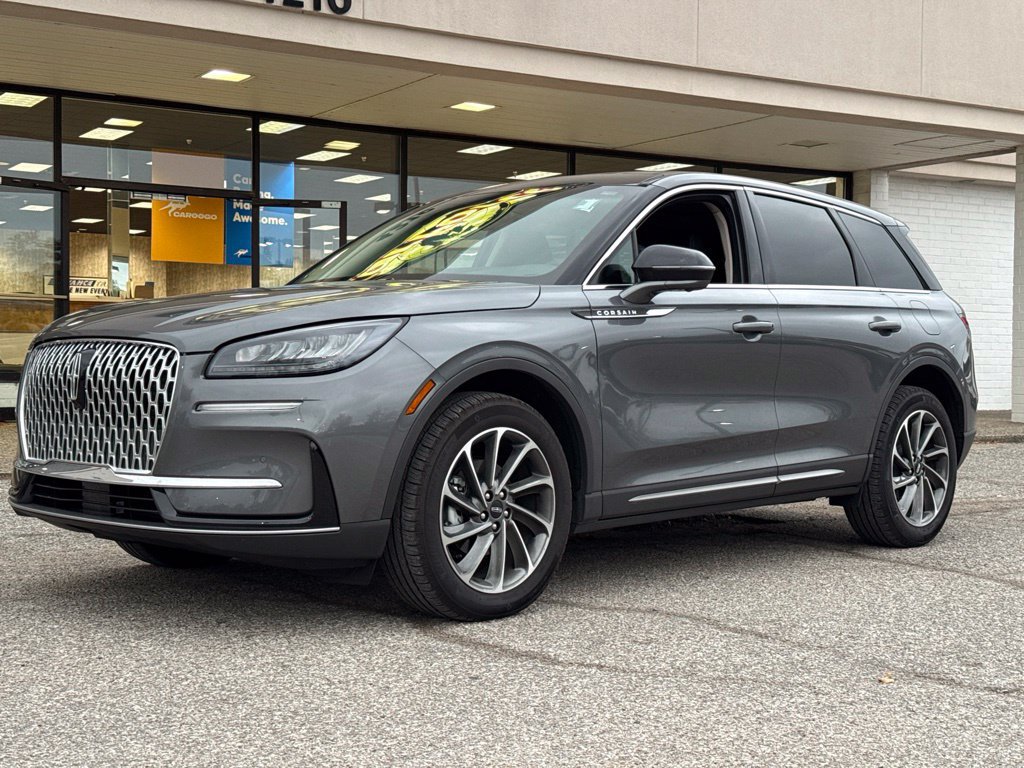 Used 2024 Lincoln Corsair AWD w/ Equipment Group 101A image 7