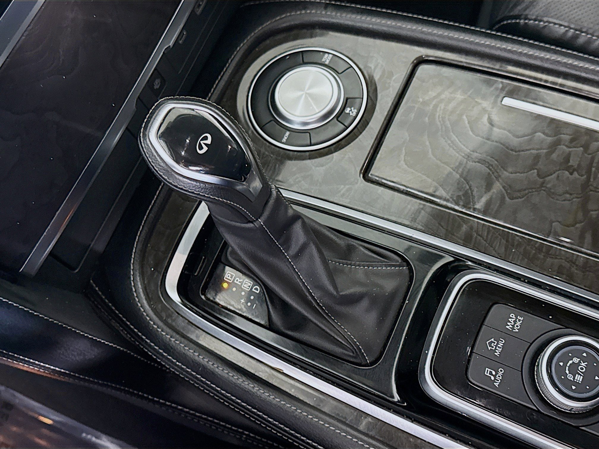 Used 2024 INFINITI QX80 Luxe image 20