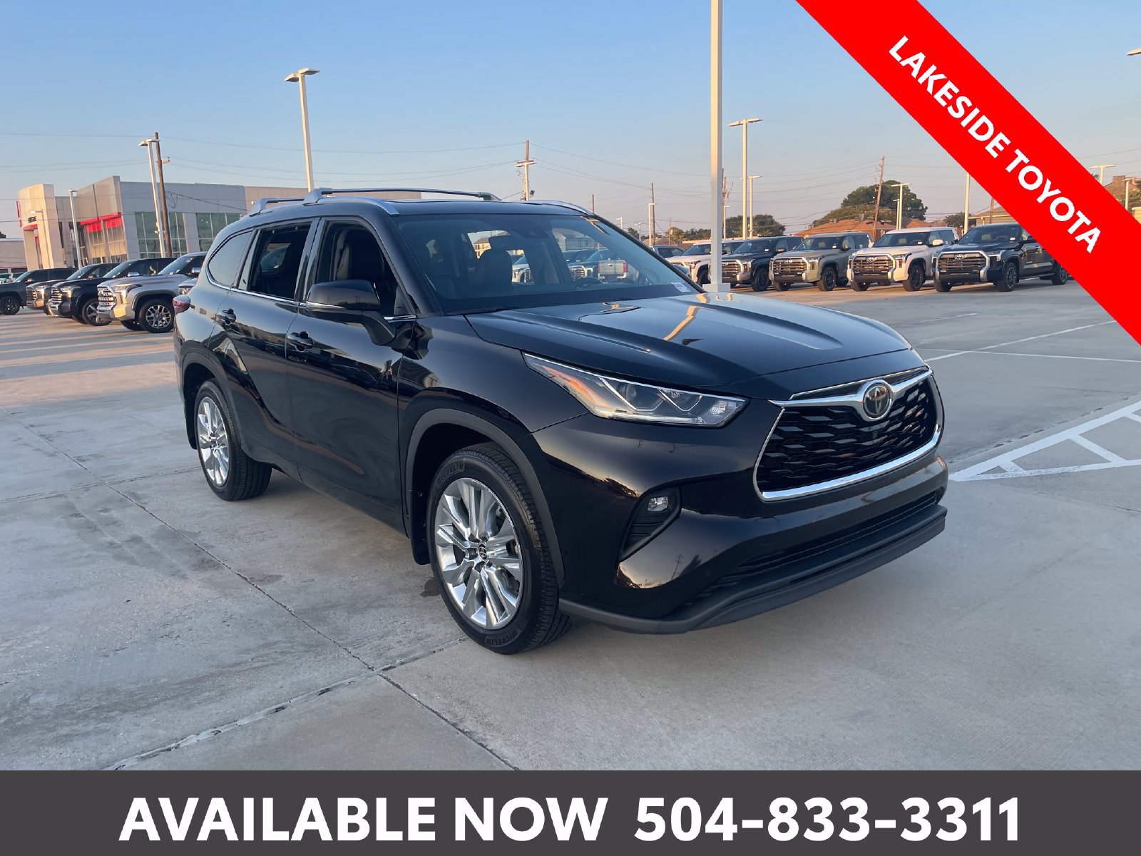 Used 2022 Toyota Highlander Limited AWD/4WD image 7