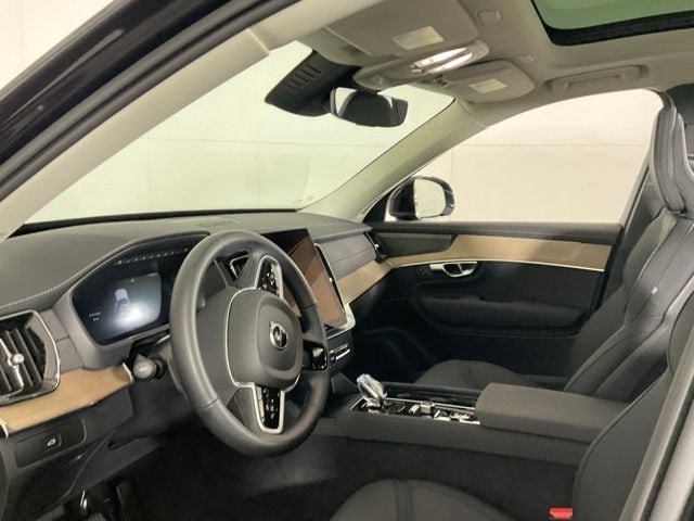 Certified 2025 Volvo XC90 B6 Plus w/ Protection Package Premier AWD/4WD image 22