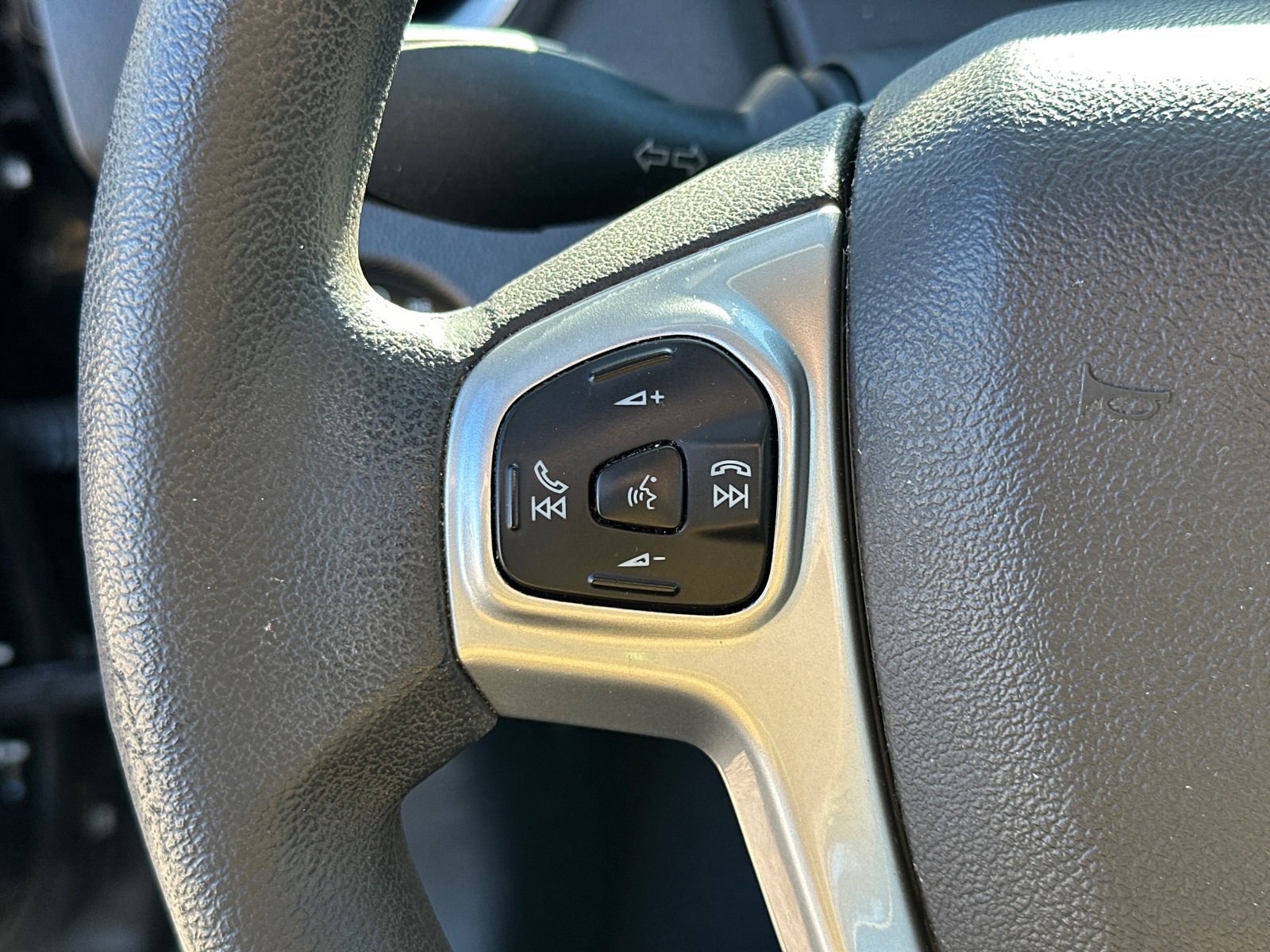 Used 2019 Ford Fiesta SE image 25