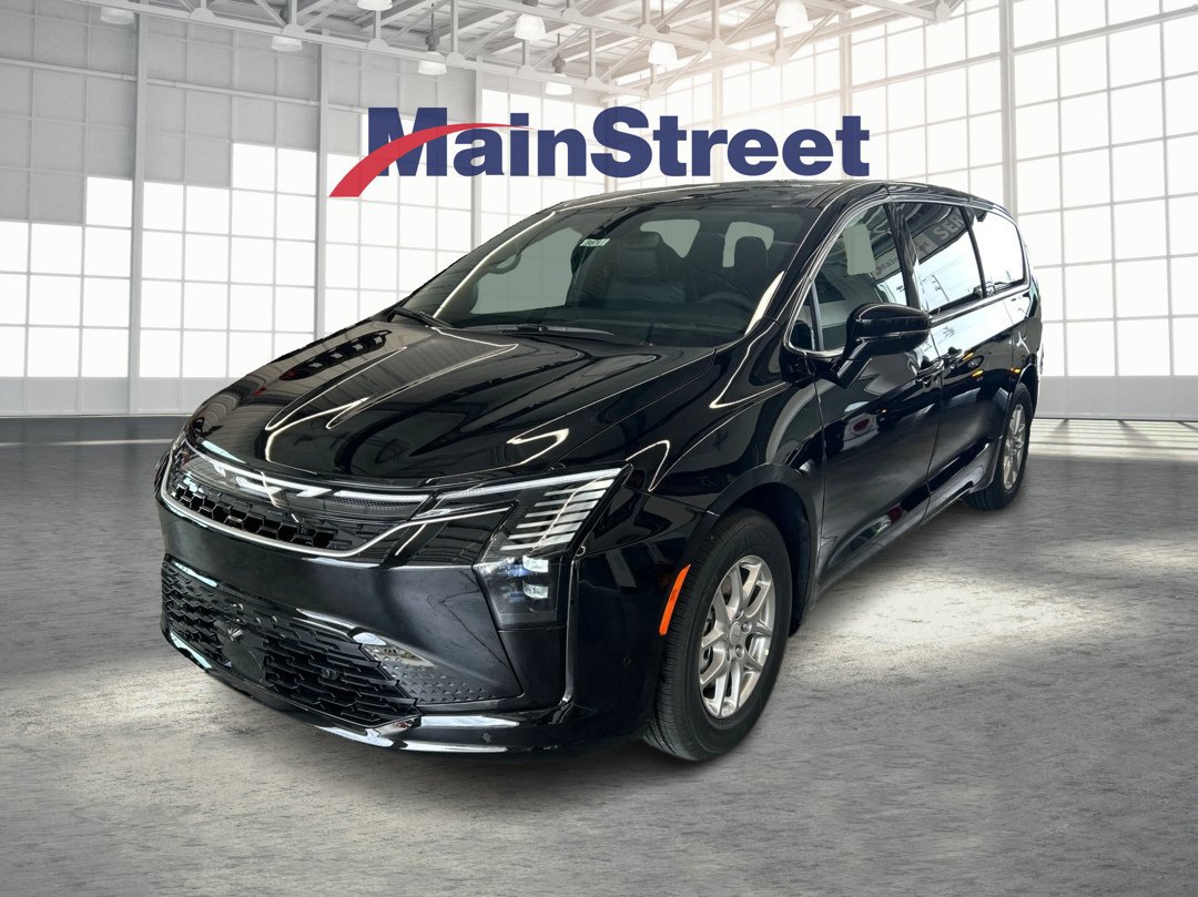 New 2027 Chrysler Pacifica Select w/ Family Tech Group FWD image 1