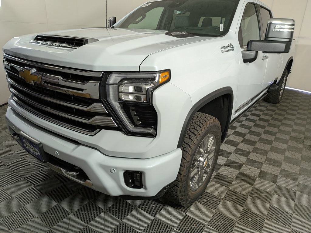 New 2026 Chevrolet Silverado 3500 High Country w/ High Country Premium Package AWD/4WD image 9