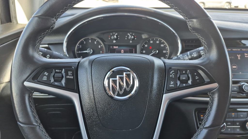 Used 2022 Buick Encore Preferred w/ Safety Package II image 19