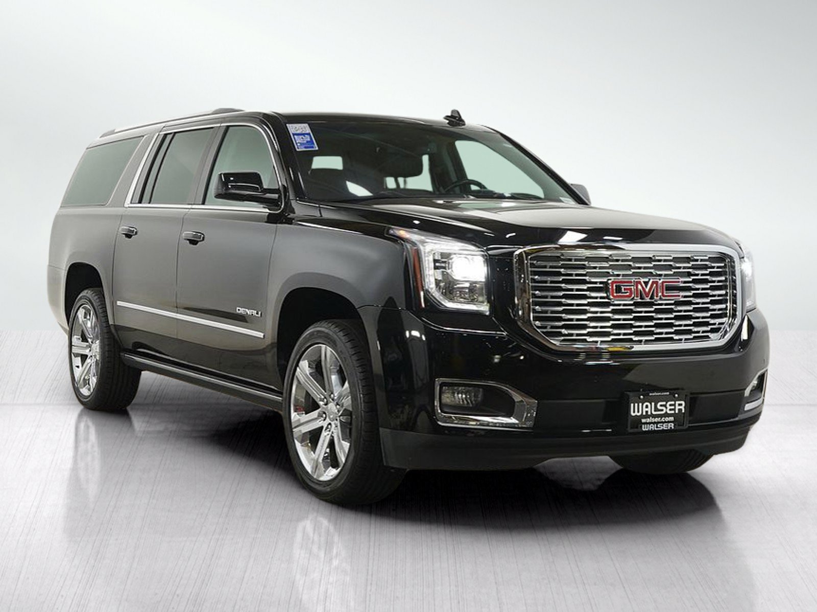 Used 2019 GMC Yukon XL Denali w/ Denali Ultimate Package AWD/4WD image 8