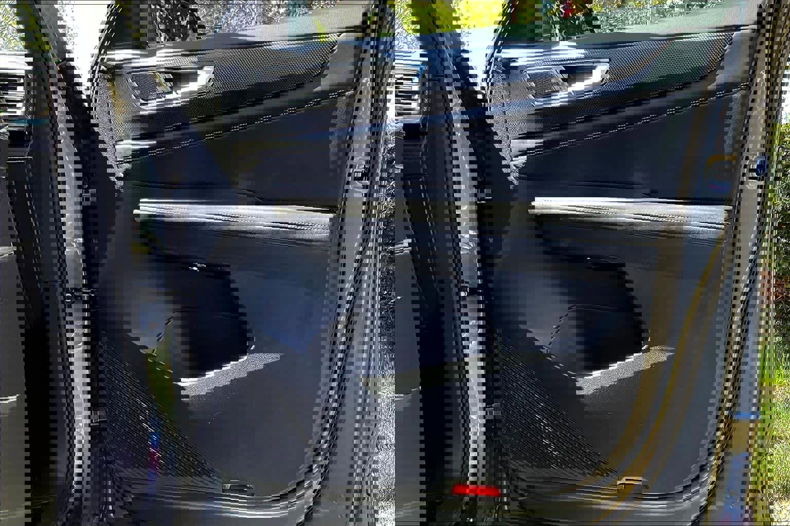 Used 2024 Volkswagen Atlas Cross Sport SEL Premium R-Line image 24