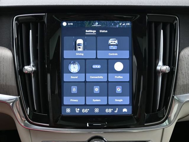 Used 2023 Volvo S90 B6 Plus image 15