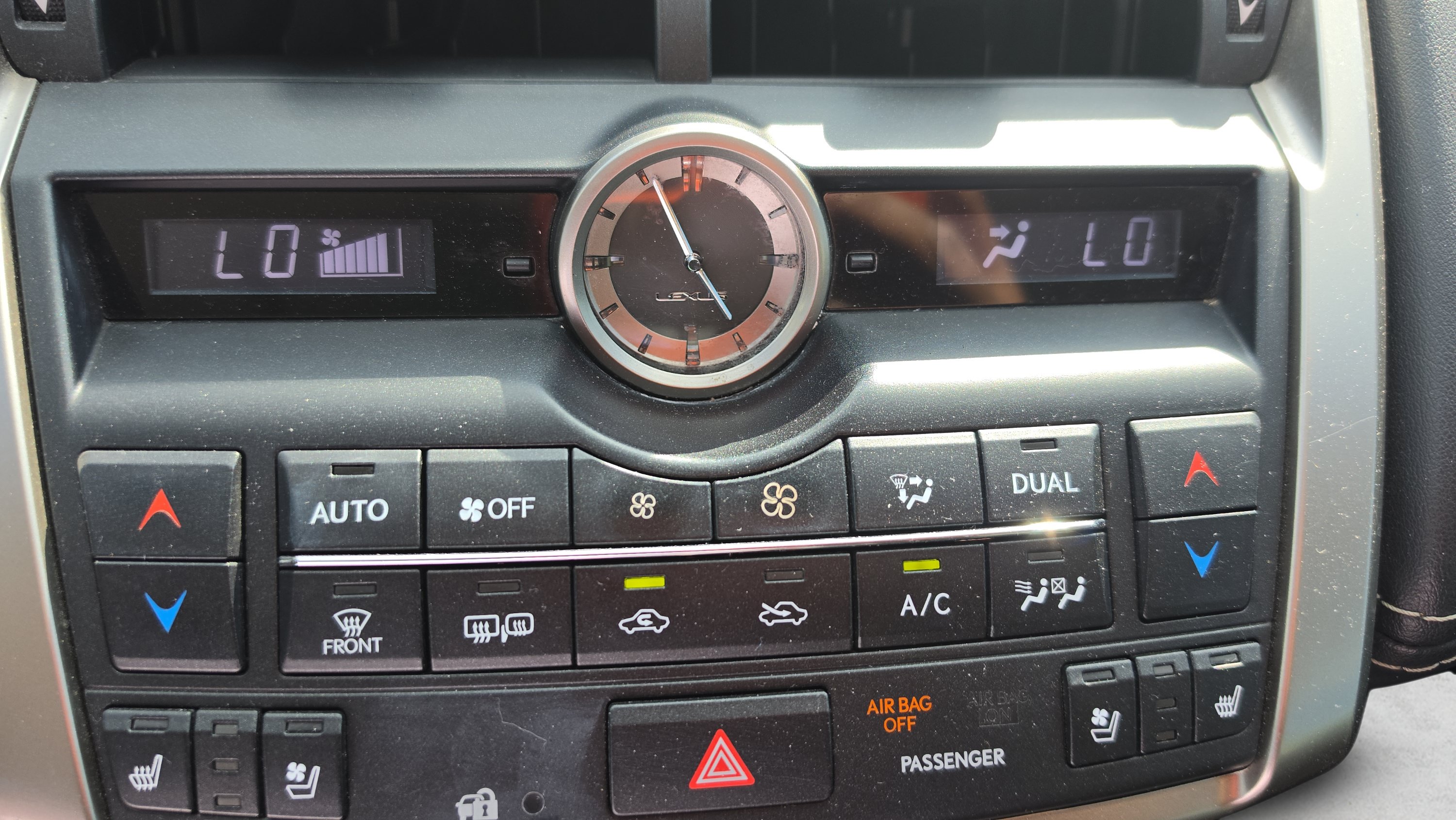 Used 2016 Lexus NX 200t FWD w/ Luxury Package image 25