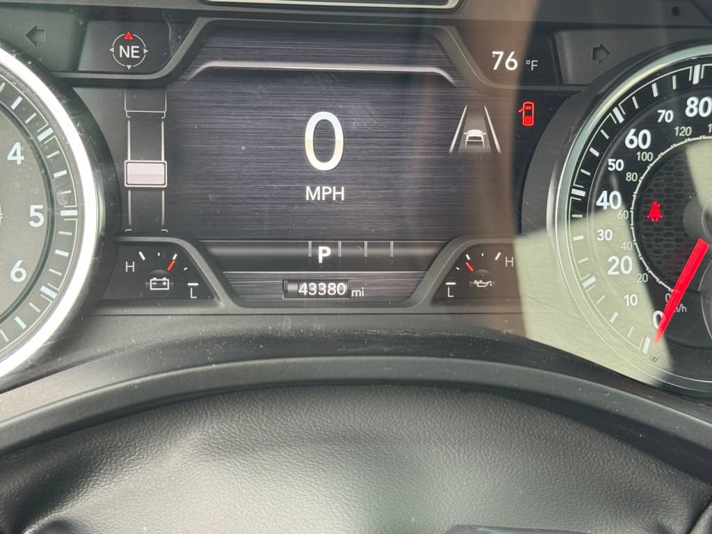 Used 2025 RAM 1500 Big Horn AWD/4WD image 25