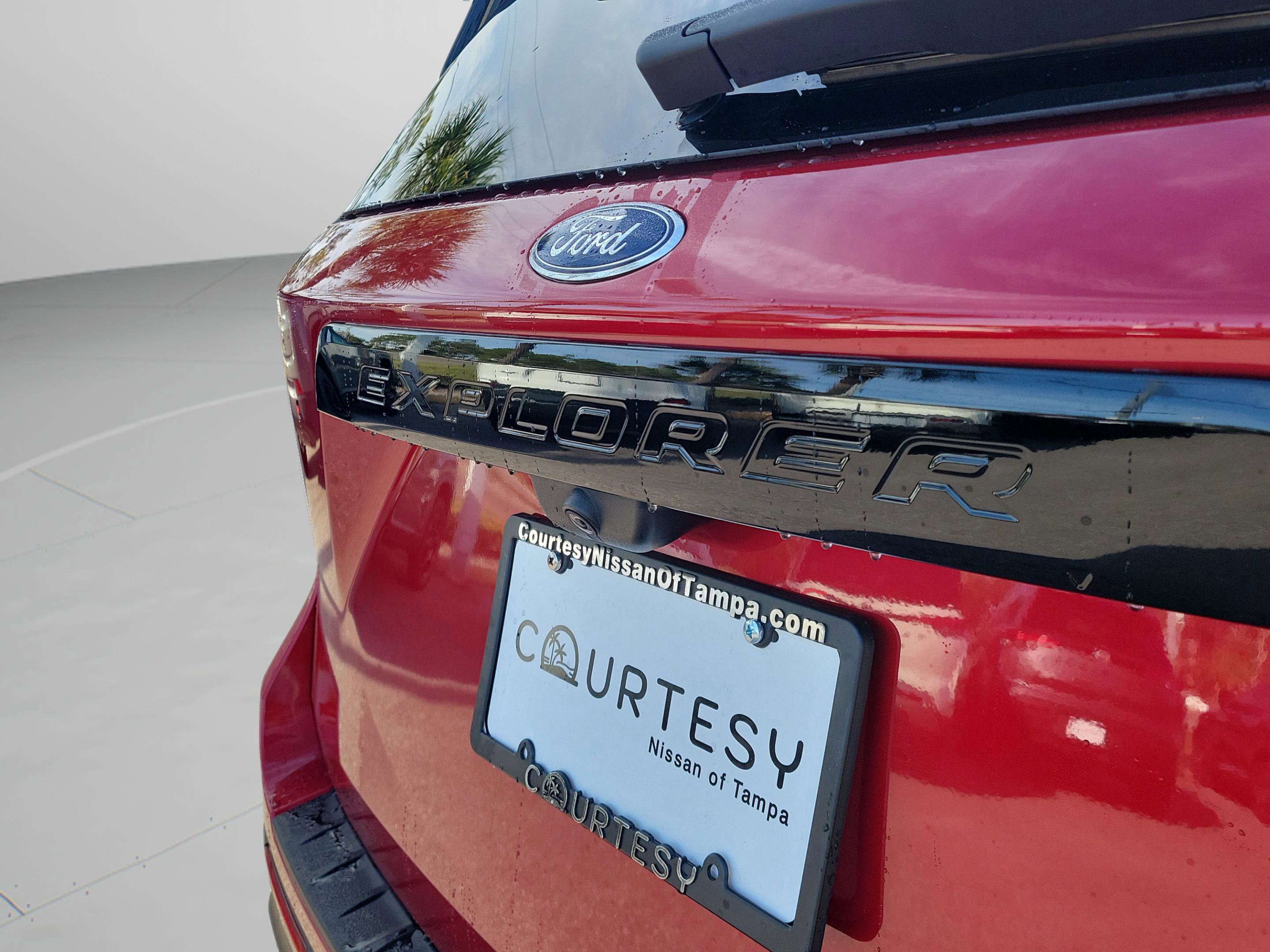 Used 2023 Ford Explorer ST w/ Equipment Group 401A image 8