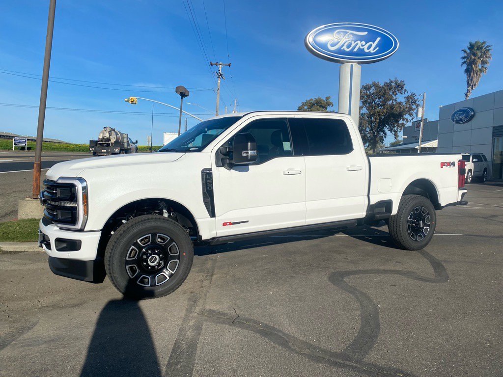 New 2025 Ford F250 Platinum image 2