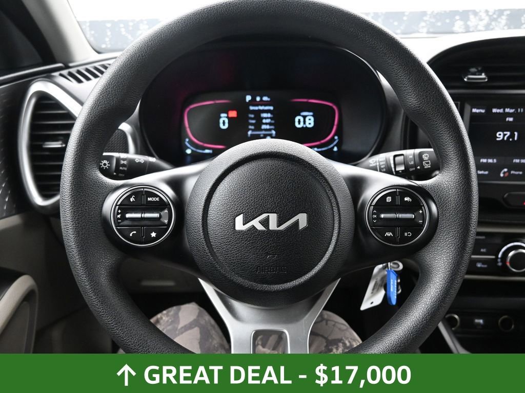 Used 2025 Kia Soul LX w/ LX Technology Package image 27