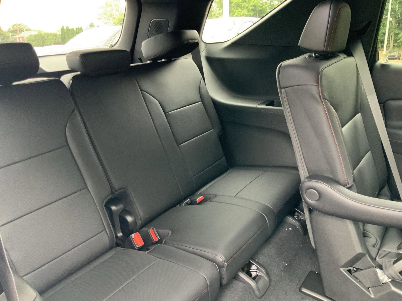 New 2026 Chevrolet Traverse Z71 w/ Driver Confidence Package image 12