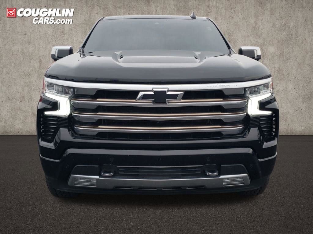 Used 2022 Chevrolet Silverado 1500 High Country w/ Technology Package image 9