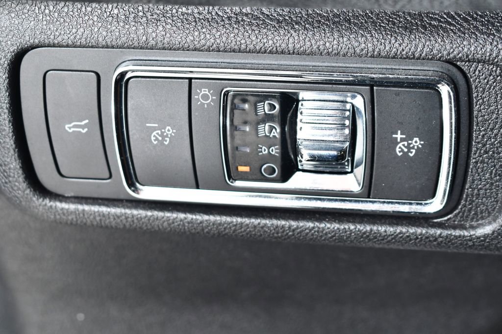 Used 2022 Lincoln Corsair Reserve w/ Equipment Group 201A image 29