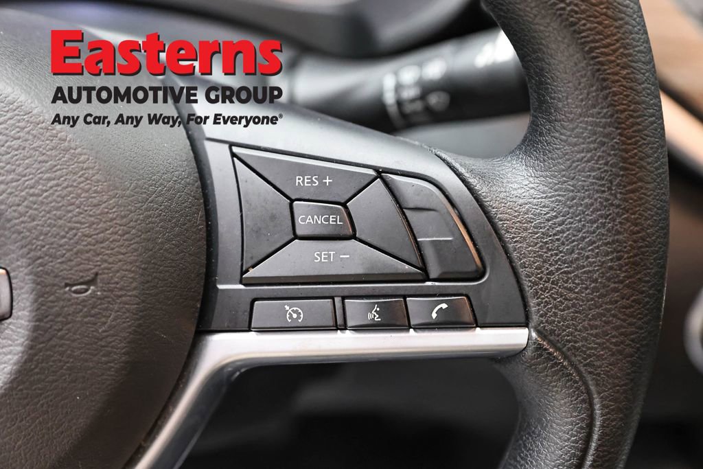 Used 2025 Nissan Altima 2.5 SV FWD image 16
