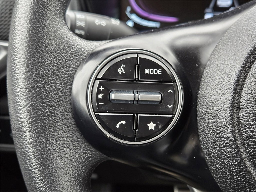 Certified 2023 Kia Soul LX w/ LX Technology Package image 27