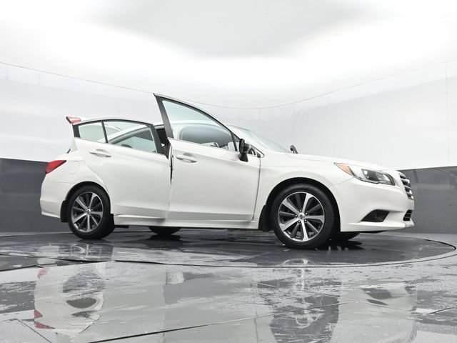 Used 2015 Subaru Legacy 2.5i Limited AWD/4WD image 32
