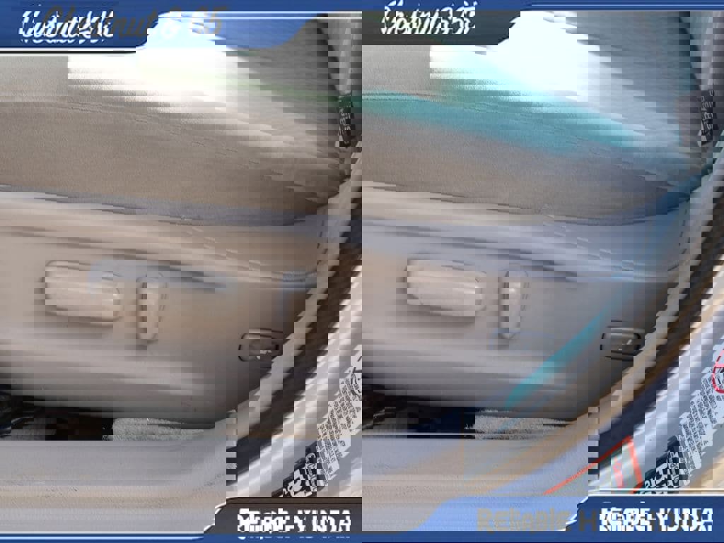 Used 2011 Toyota Camry LE image 24