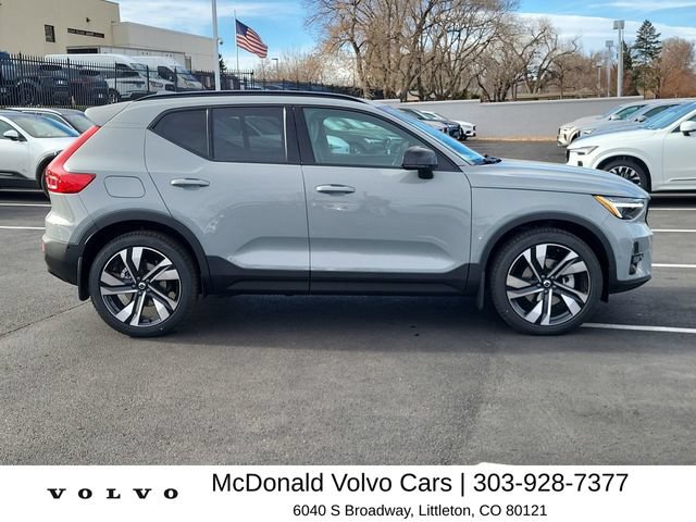 New 2026 Volvo XC40 B5 Ultra w/ Climate Package AWD/4WD image 6