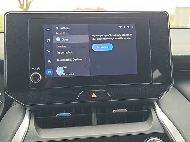 Used 2023 Toyota Venza LE image 20