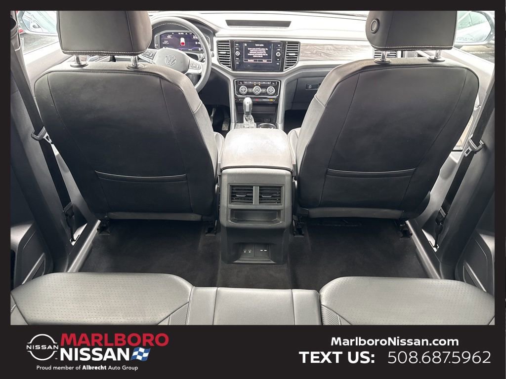 Used 2023 Volkswagen Atlas Cross Sport SE w/ Black Wheel Package image 15