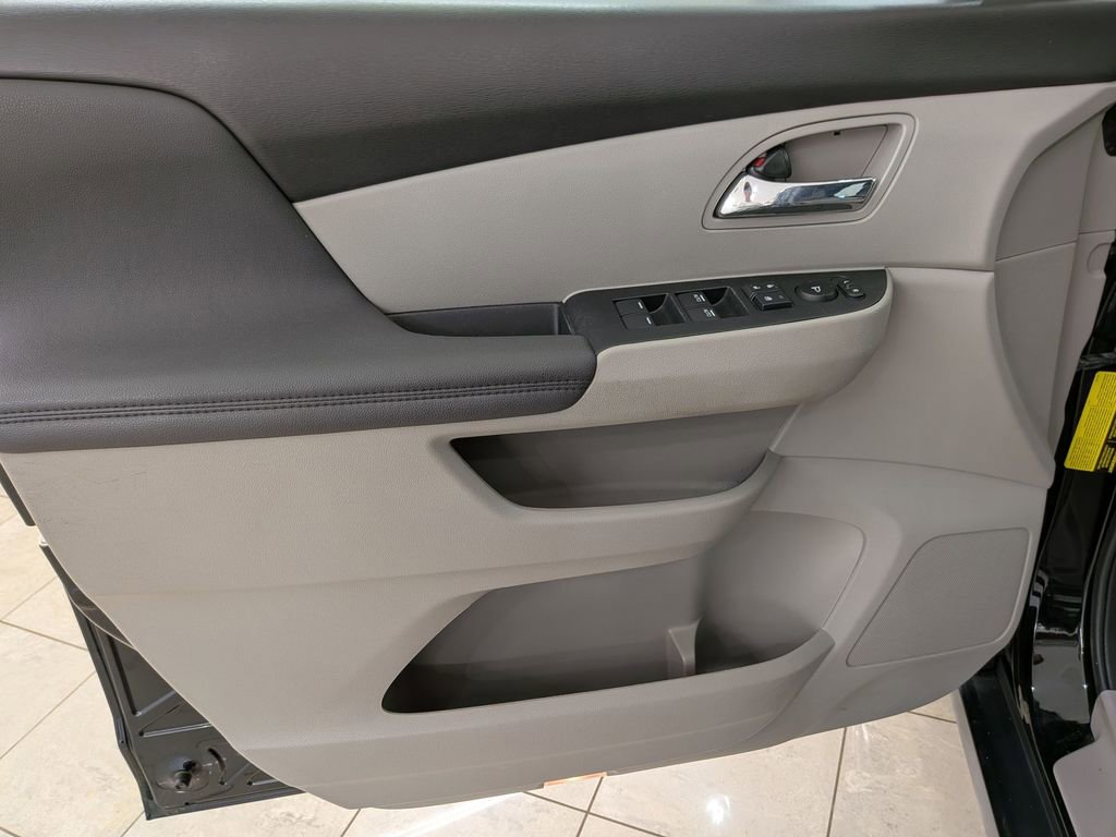 Used 2015 Honda Odyssey EX-L image 15