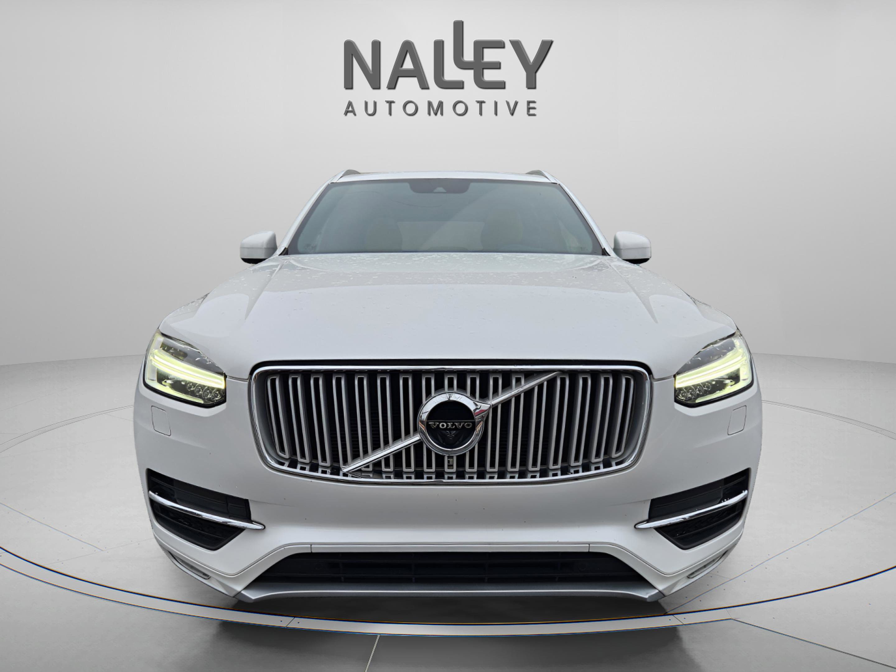 Used 2017 Volvo XC90 T6 Inscription w/ Vision Package image 5