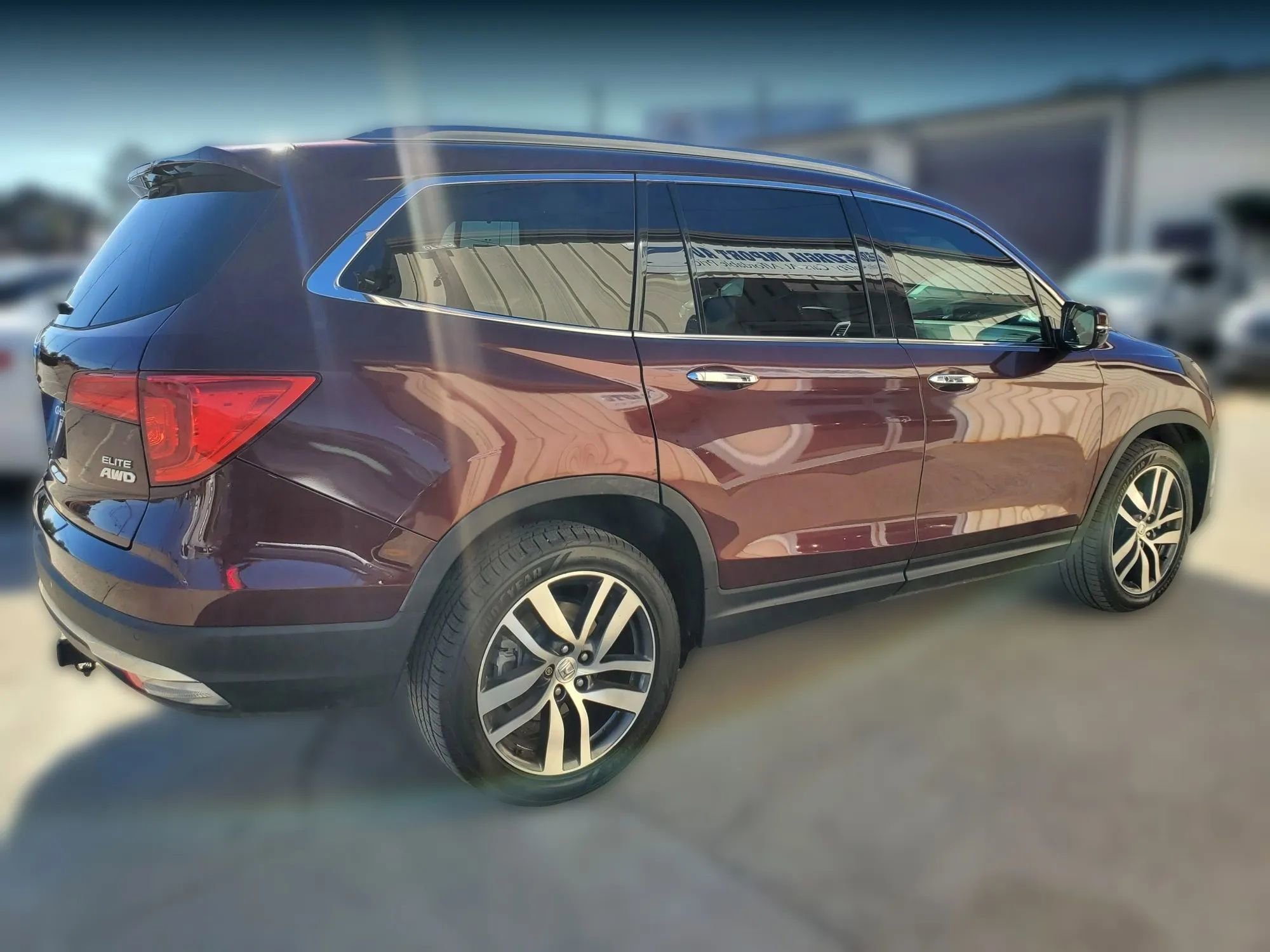 Used 2017 Honda Pilot Elite image 12