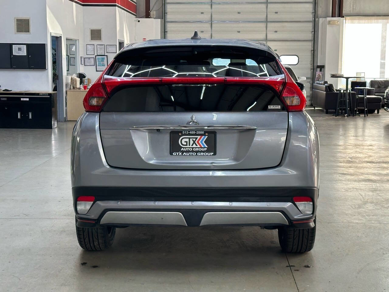 Used 2018 Mitsubishi Eclipse Cross SEL image 3