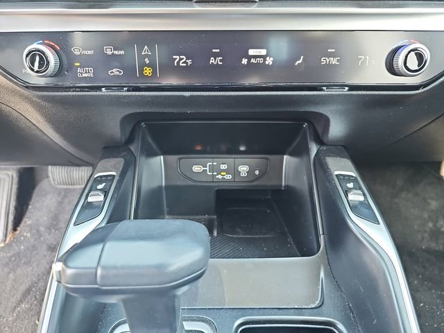 Used 2024 Kia Sorento S w/ Panoramic Sunroof Package image 22